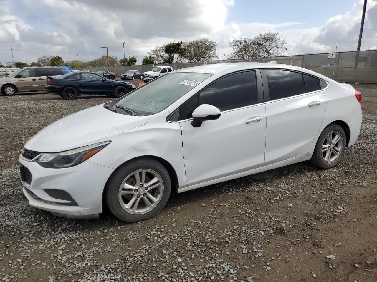 2017 Chevrolet Cruze Lt de vânzare în San Diego, CA - Front End