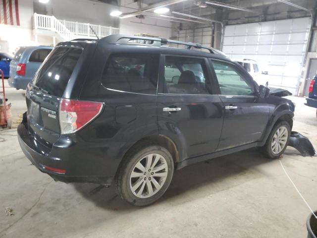 SUBARU FORESTER 2013 Black
