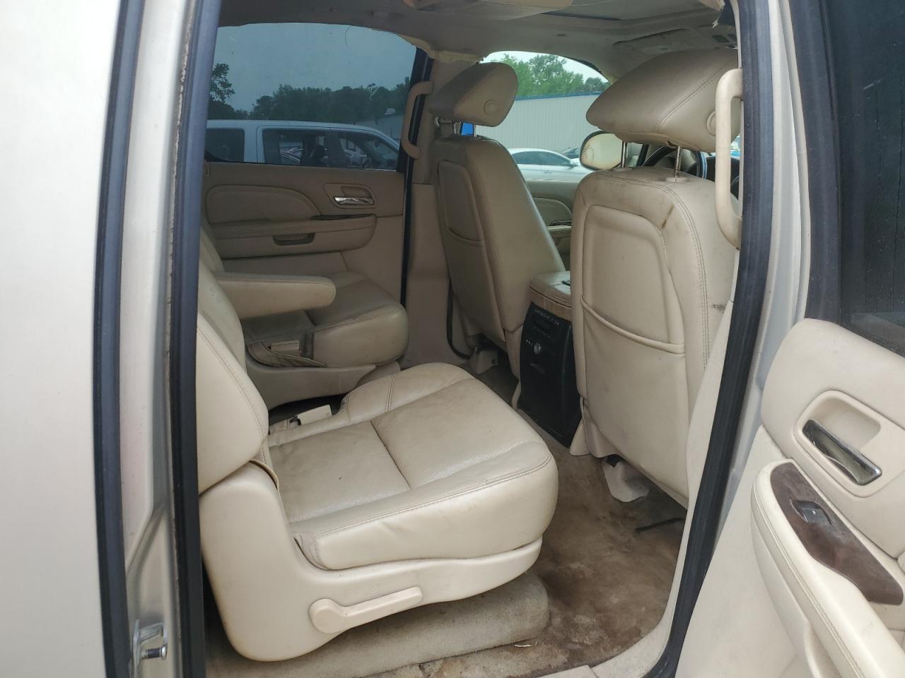 2007 Cadillac Escalade Esv VIN: 1GYFK66887R229386 Lot: 60029315