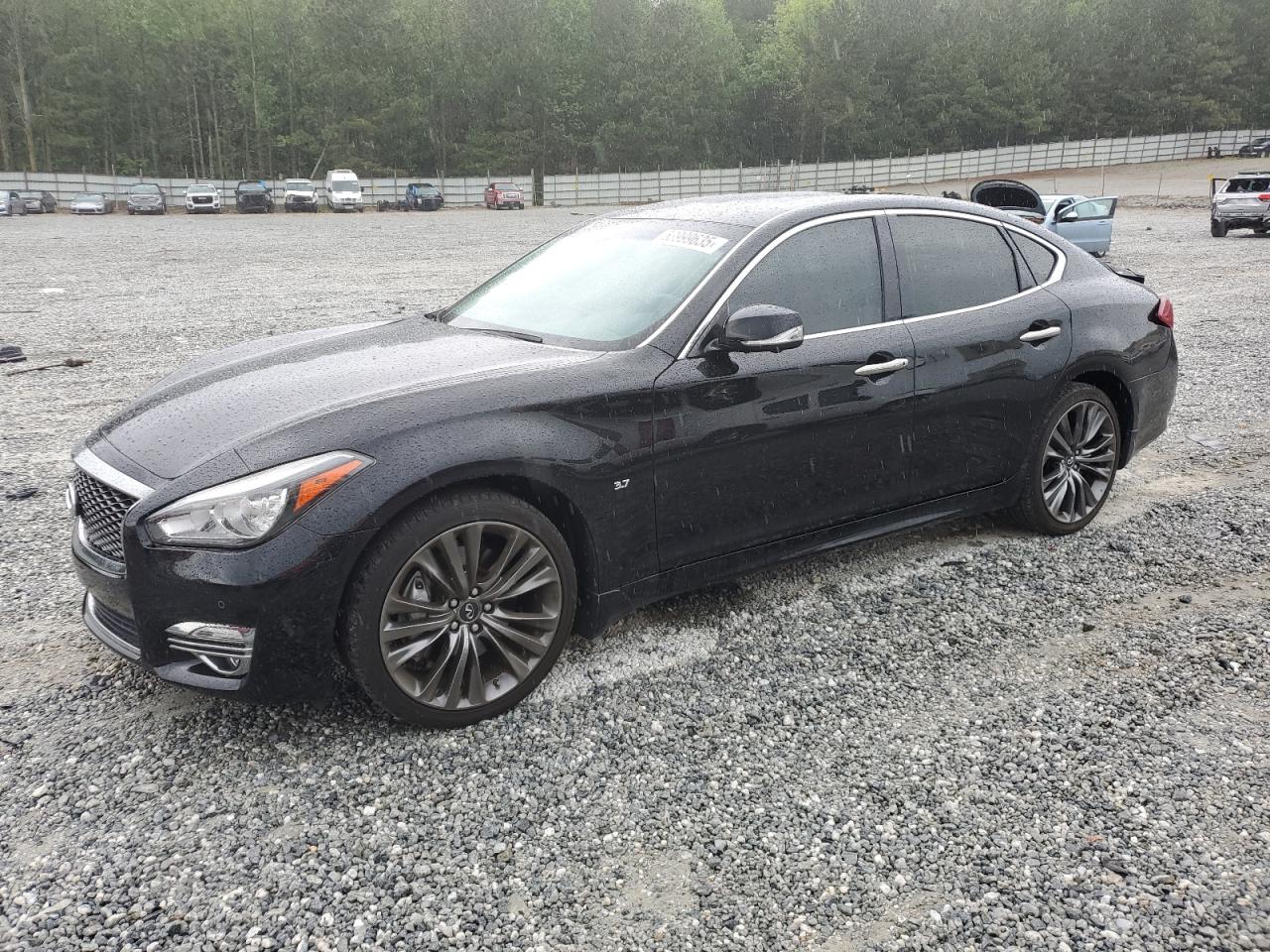 2018 Infiniti Q70 3.7 Luxe