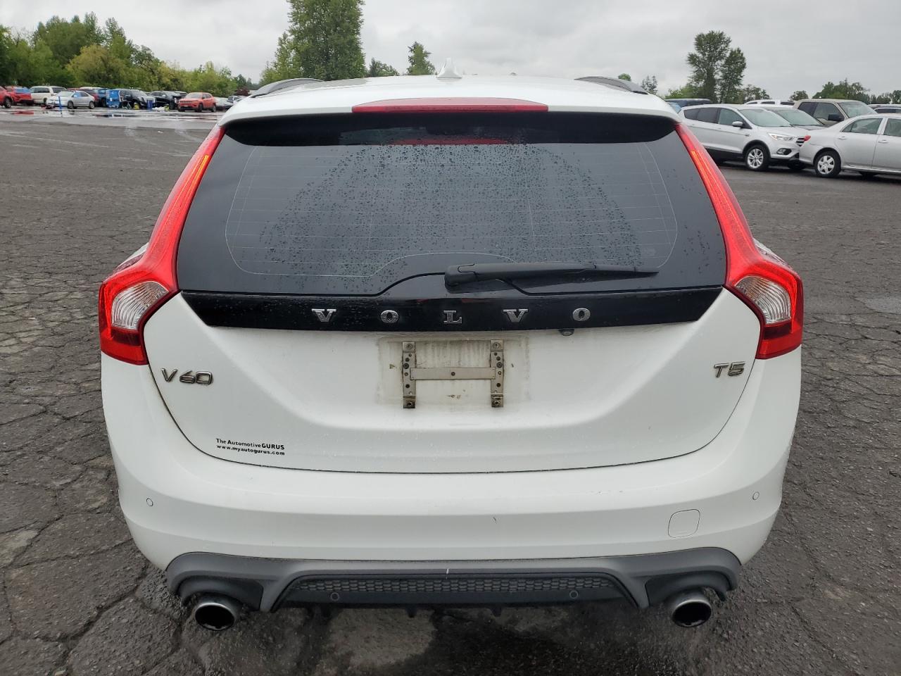 2018 Volvo V60 T5 Dynamic VIN: YV140MEL8J2404871 Lot: 54626985