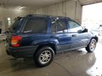 2004 Jeep Grand Cherokee Laredo for Sale in Madisonville, TN - Side