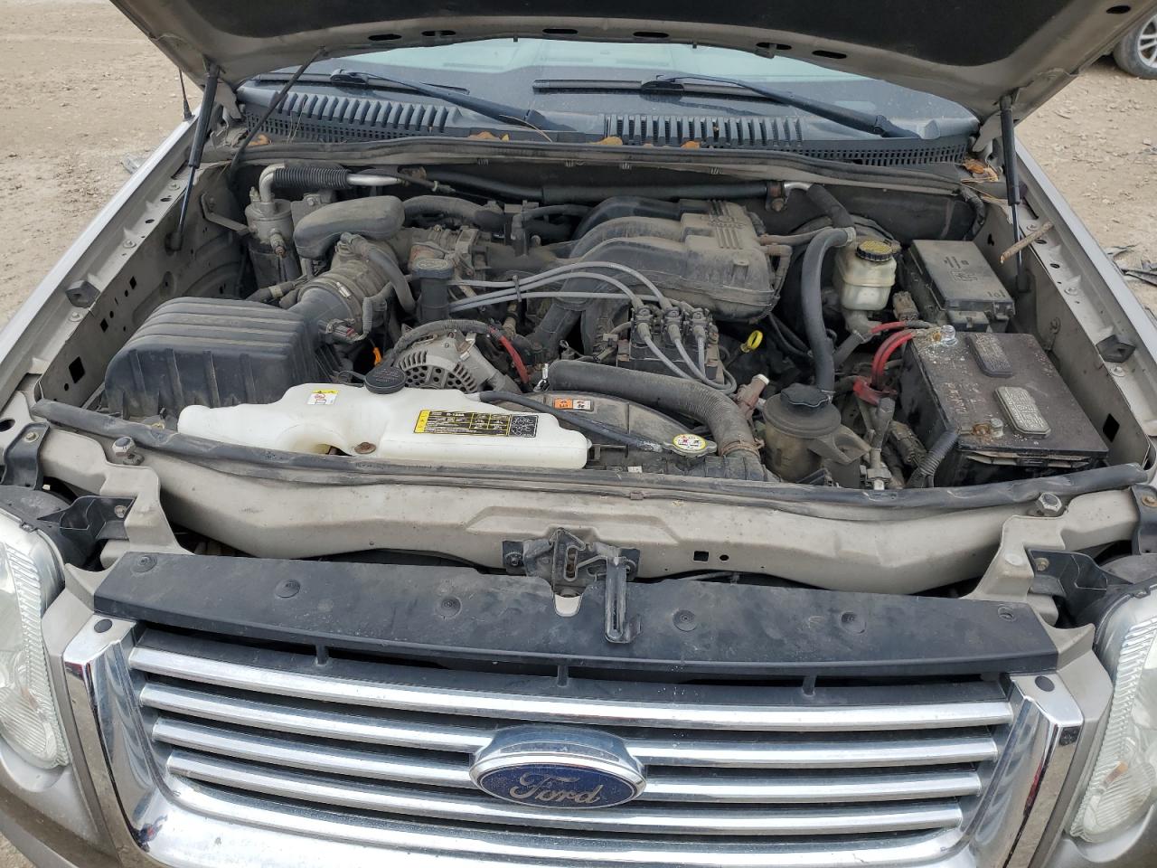 2008 Ford Explorer Xlt VIN: 1FMEU73E68UB01490 Lot: 51369345