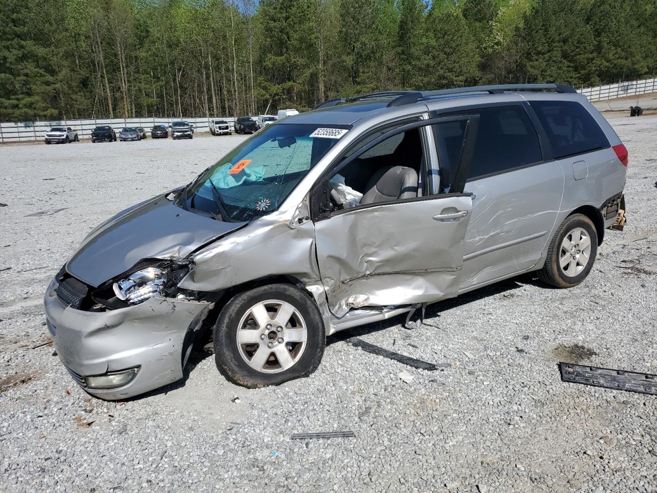 2004 Toyota Sienna Xle na sprzedaż w Gainesville, GA - All Over