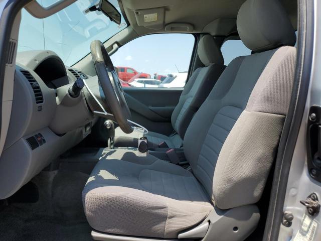  NISSAN FRONTIER 2013 Srebrny