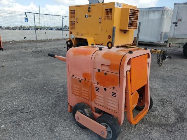 2010 Titan Tg 7500D