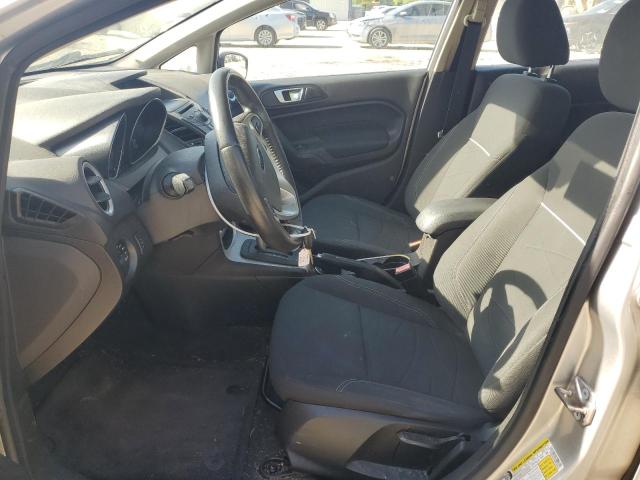  FORD FIESTA 2014 Сріблястий