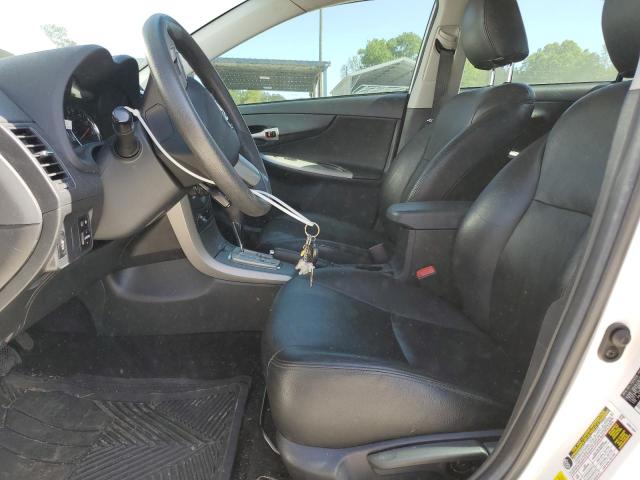 Sedans TOYOTA COROLLA 2013 Biały