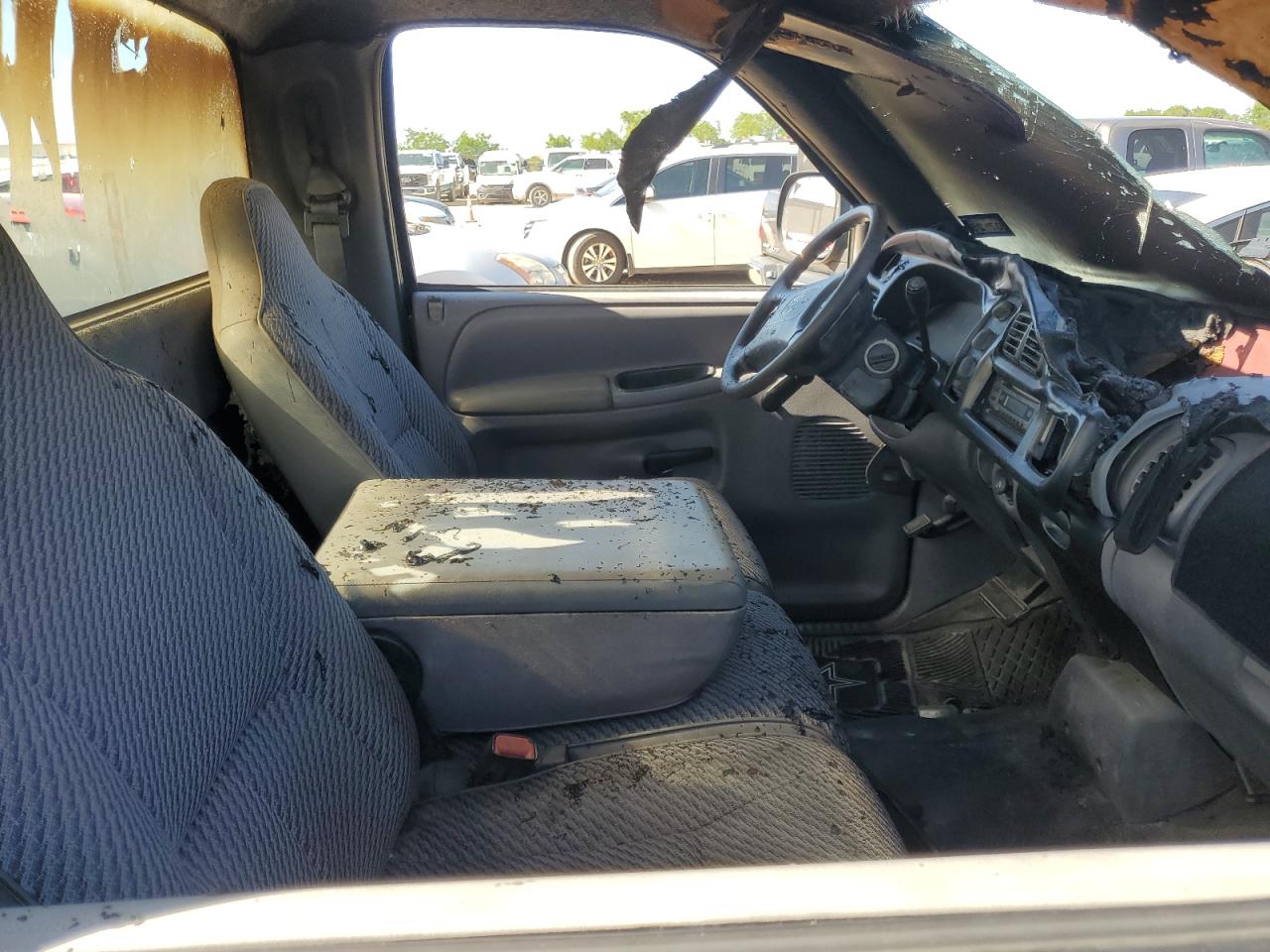 1998 Dodge Ram 1500 VIN: 3B7HC16Y3WM252702 Lot: 53501055