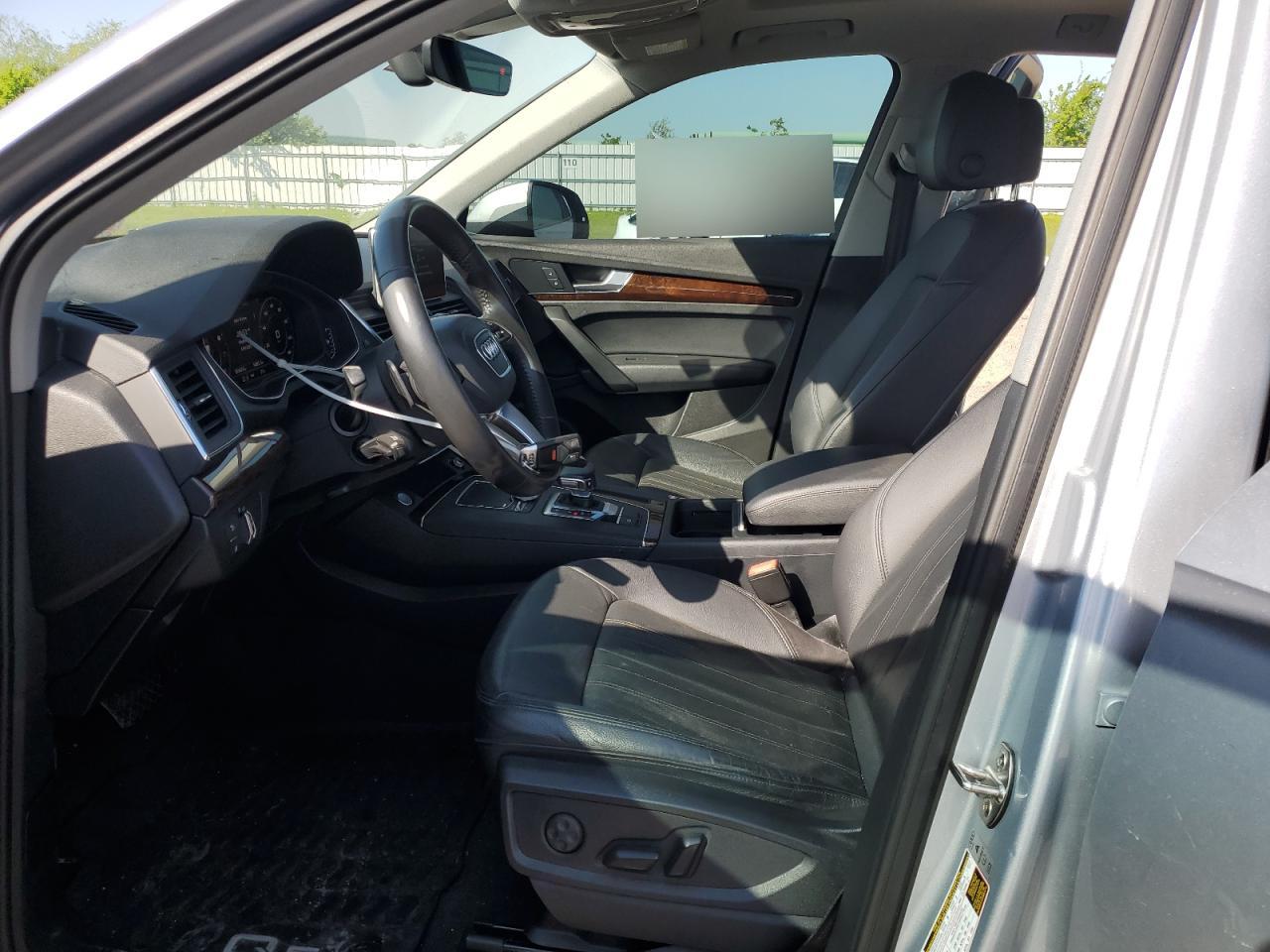 WA1ANAFY9J2015010 2018 Audi Q5 Premium