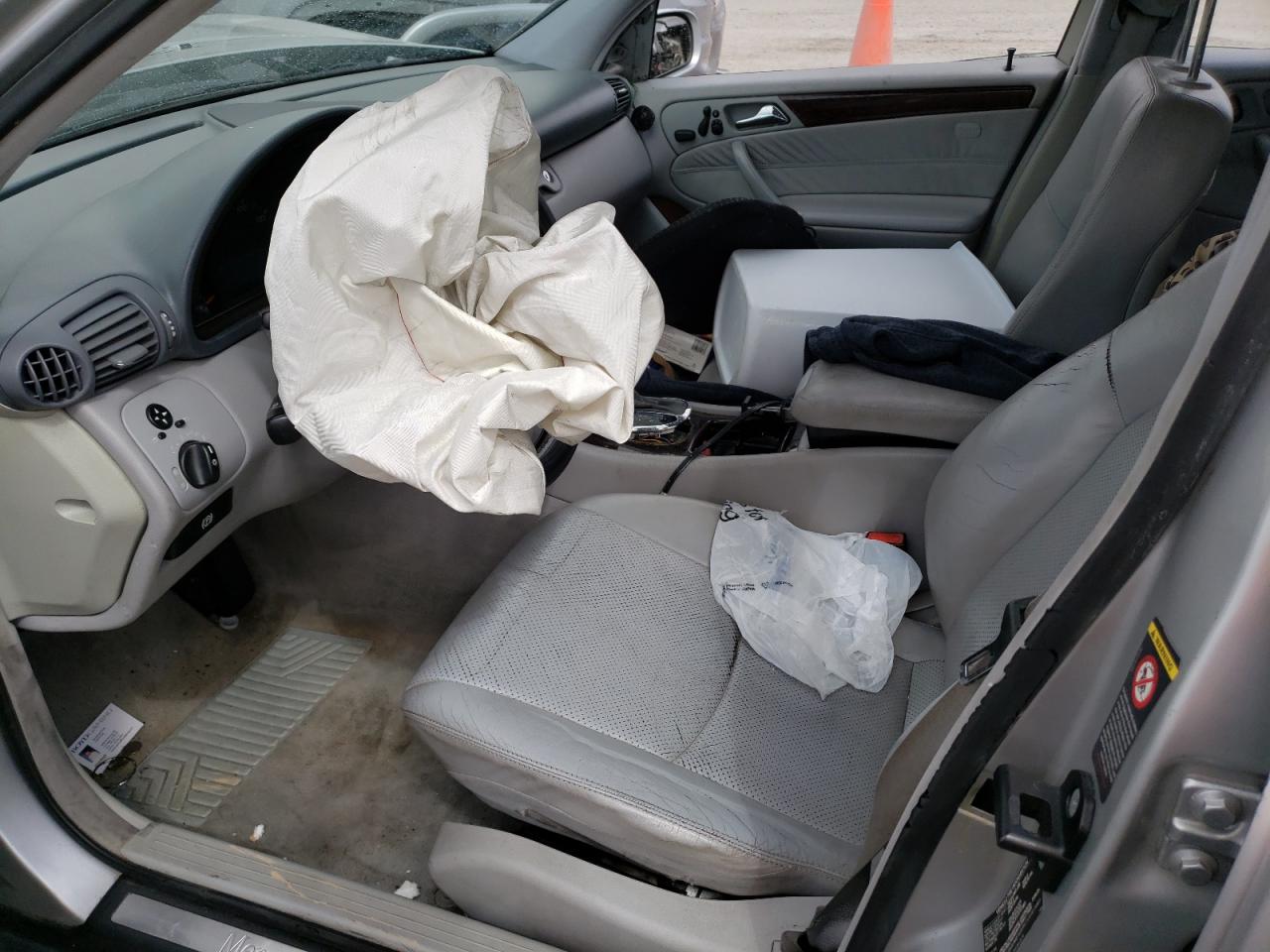 2001 Mercedes-Benz C 320 VIN: WDBRF64J51F039949 Lot: 53910475