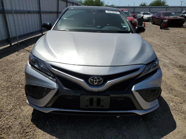  TOYOTA CAMRY 2024 Серебристый