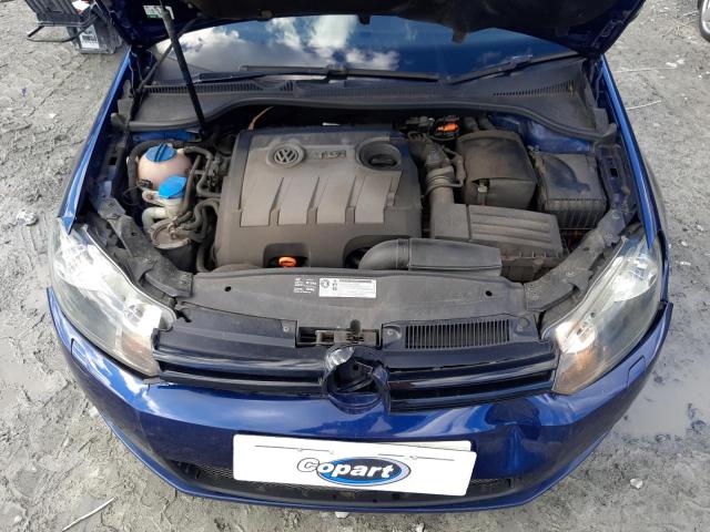 2010 VOLKSWAGEN GOLF SE TD