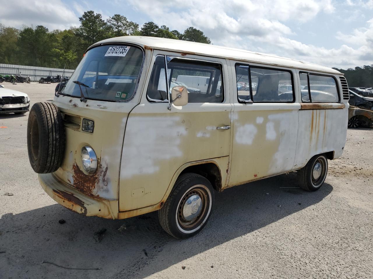 1973 Volkswagen Bus for Sale in Harleyville, SC - Normal Wear