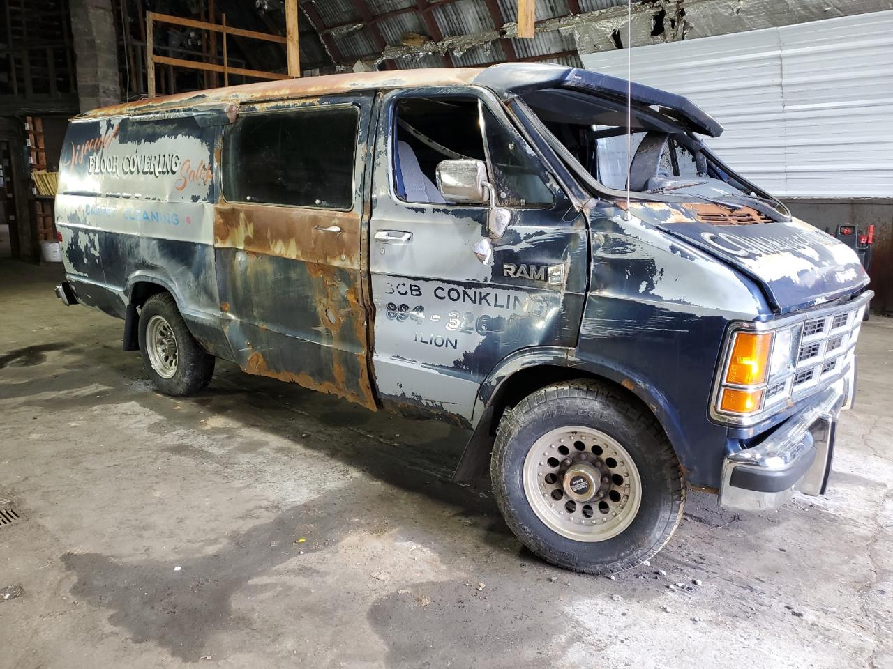 DODGE B SERIES 1990 2B7KB31Z5LK765354 Photo 4