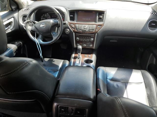  NISSAN PATHFINDER 2016 Серебристый