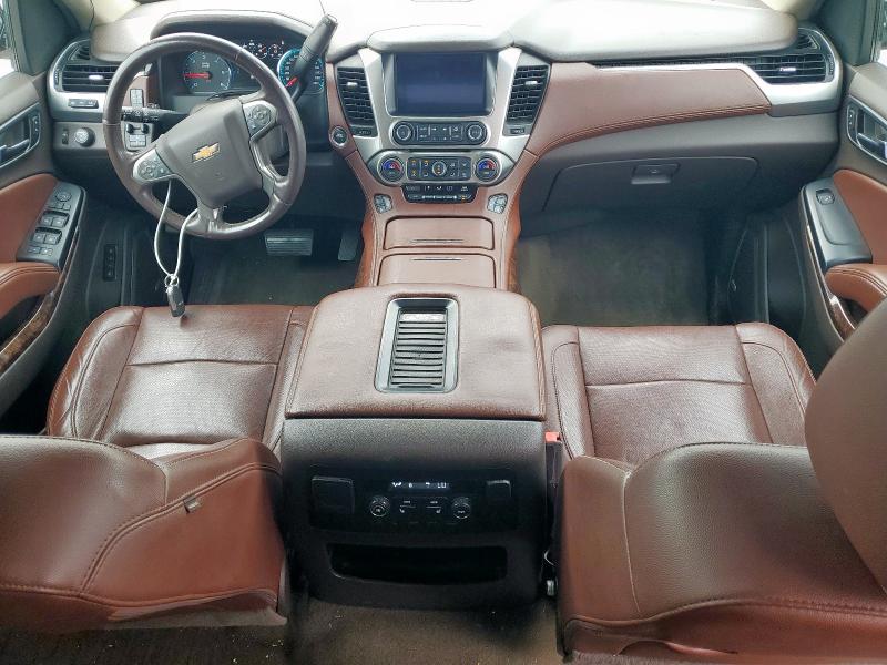  CHEVROLET SUBURBAN 2018 Белы