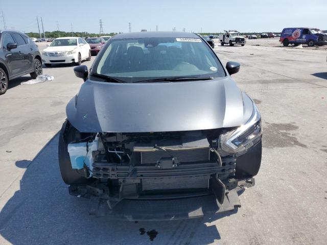  NISSAN VERSA 2023 Szary