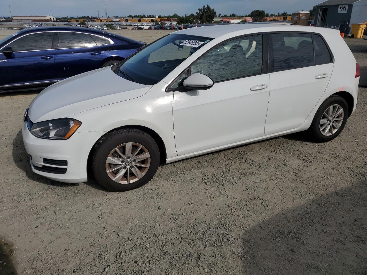 2015 Volkswagen Golf for Sale in Antelope, CA - Side