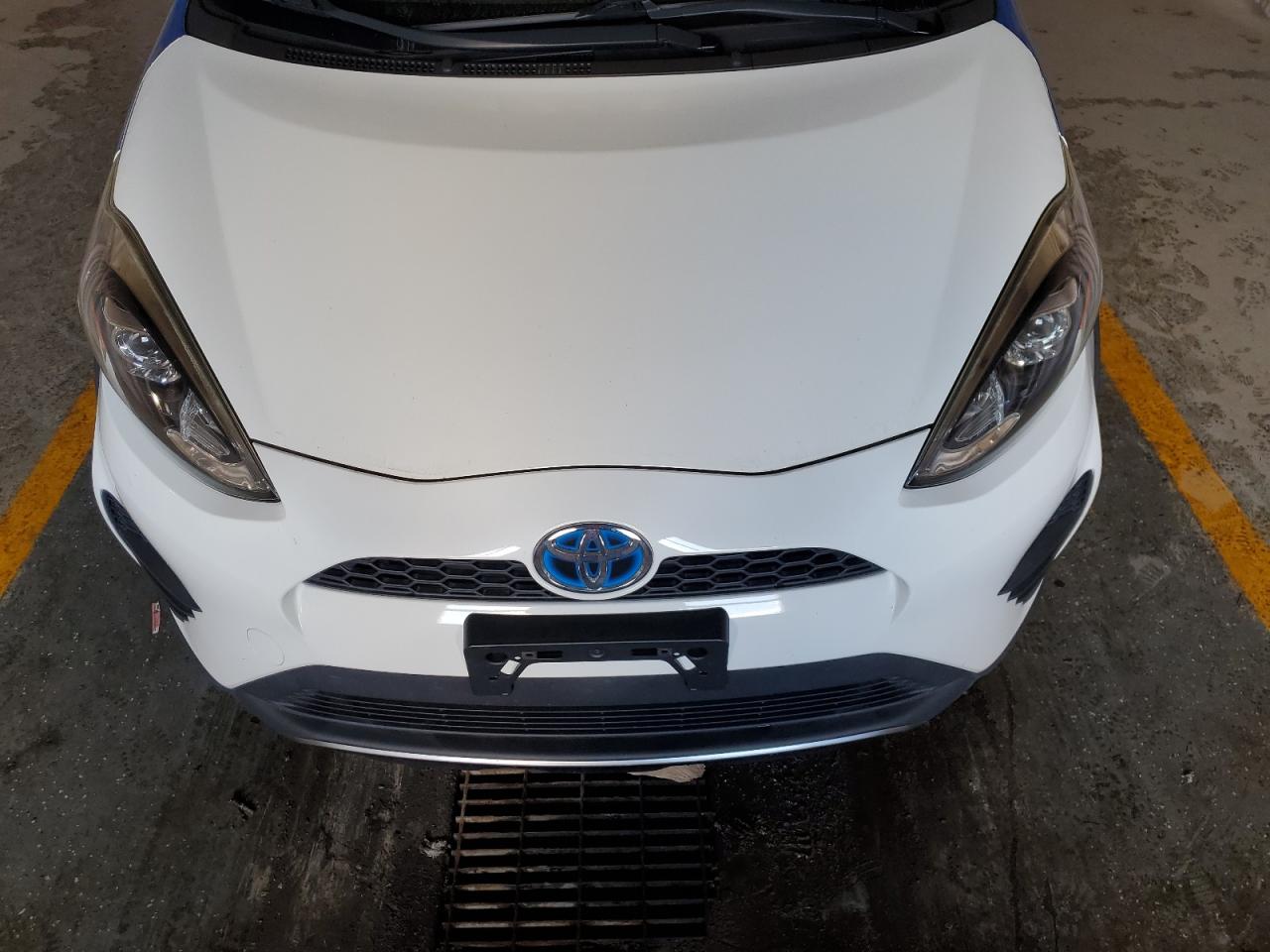 2018 Toyota Prius C VIN: JTDKDTB35J1615600 Lot: 53308675