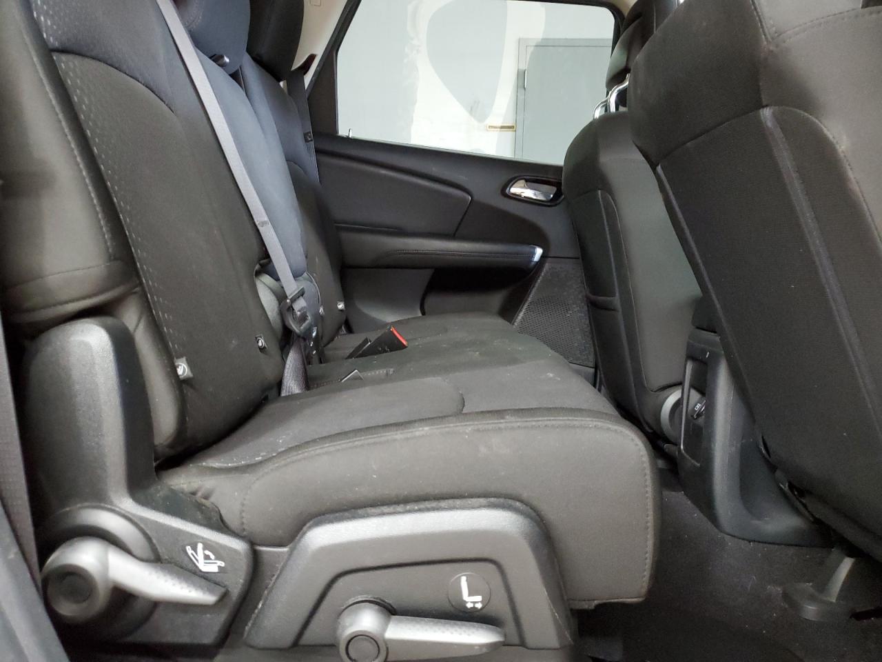 2017 Dodge Journey Se VIN: 3C4PDCAB0HT605221 Lot: 52753485