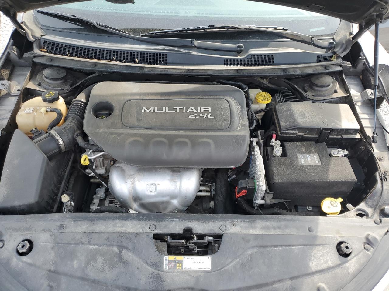 2015 Chrysler 200 Limited VIN: 1C3CCCAB9FN664464 Lot: 54674075