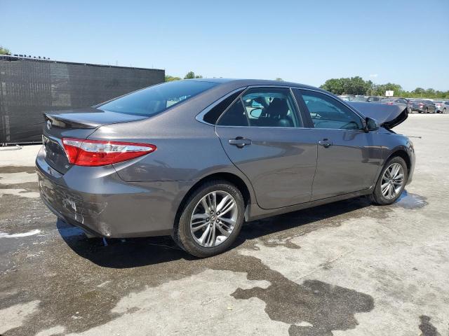  TOYOTA CAMRY 2017 Серый