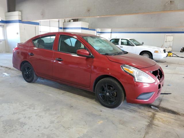  NISSAN VERSA 2019 Червоний