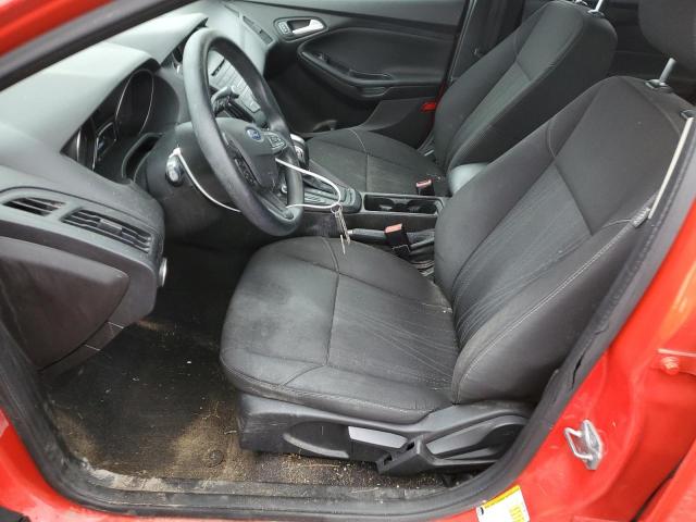 Hatchbacks FORD FOCUS 2016 Red