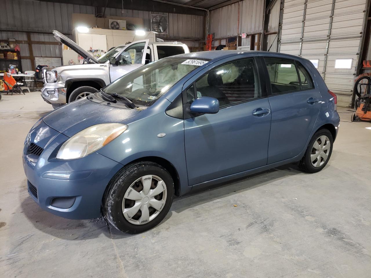 2010 Toyota Yaris de vânzare în Rogersville, MO - Side
