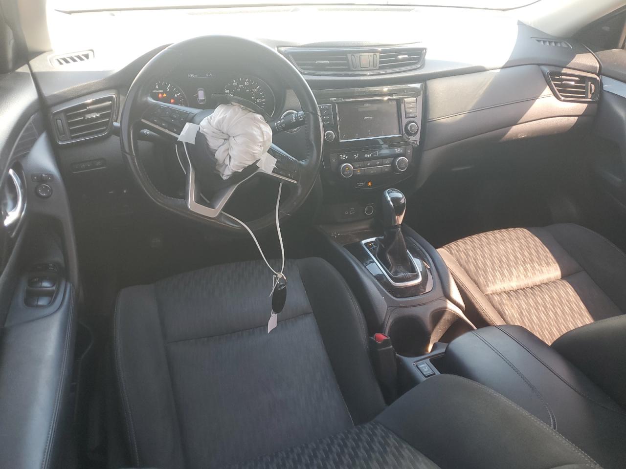 2018 Nissan Rogue S VIN: KNMAT2MT2JP565113 Lot: 52349195