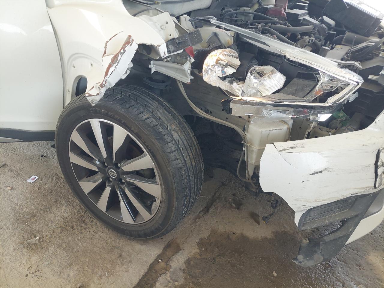 3N1CP5CP3KL466108 - 2019 Nissan Kicks - #undefined