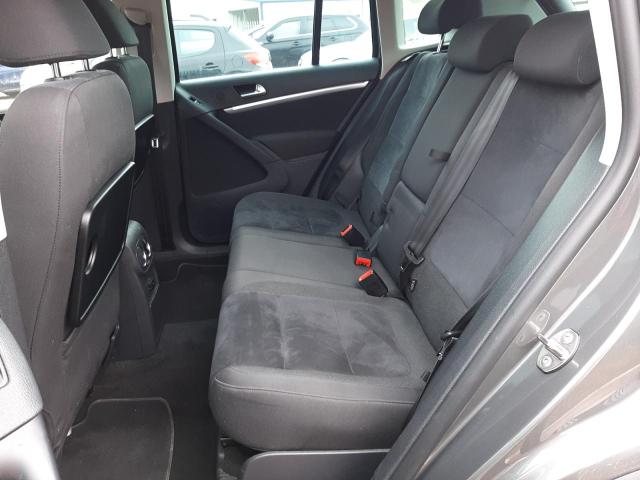 2013 VOLKSWAGEN TIGUAN SE