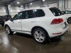 2014 Volkswagen Touareg V6 продається в Ham Lake, MN - Front End