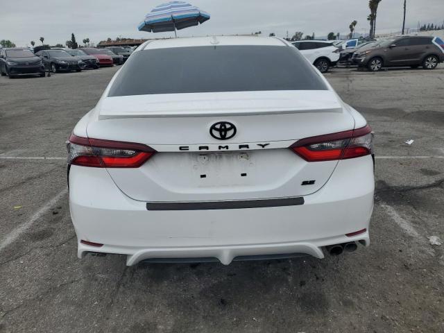  TOYOTA CAMRY 2024 Белый