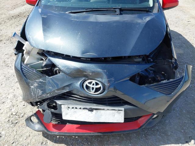 2021 TOYOTA AYGO X-TRE