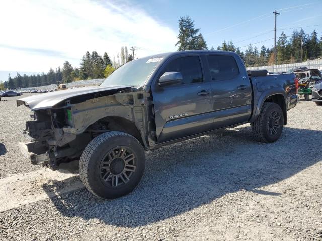 Pickups TOYOTA TACOMA 2017 Szary