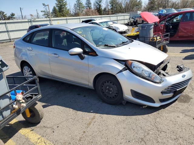  FORD FIESTA 2014 Srebrny