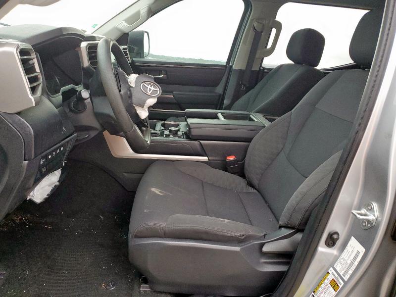  TOYOTA TUNDRA 2023 Srebrny
