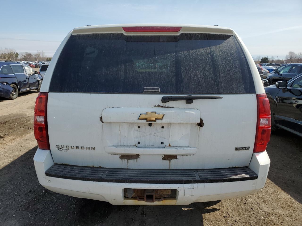 2007 Chevrolet Suburban K1500 VIN: 1GNFK16327J305149 Lot: 51619145