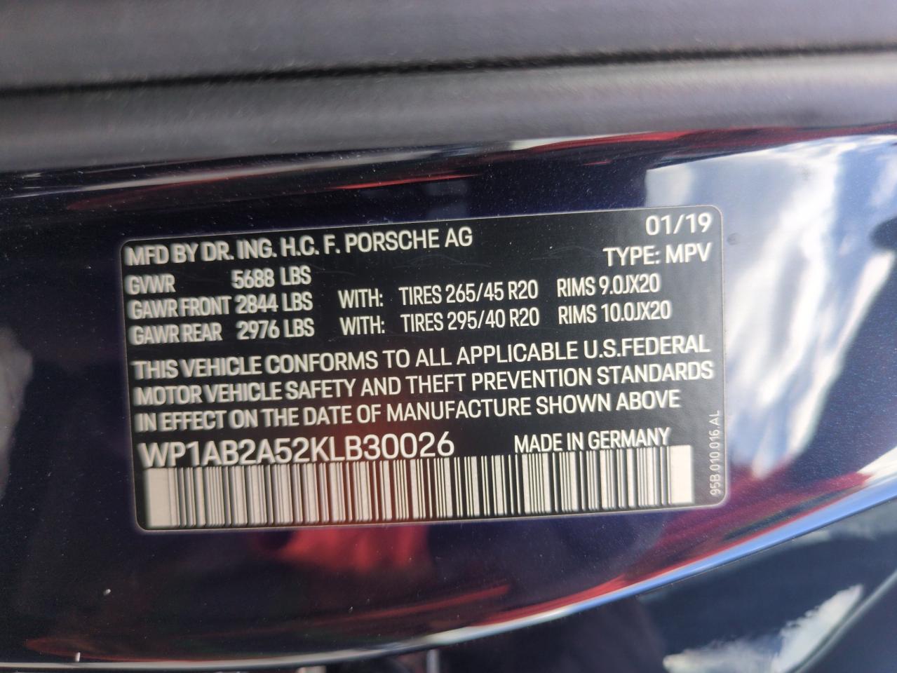 2019 Porsche Macan S VIN: WP1AB2A52KLB30026 Lot: 53975665