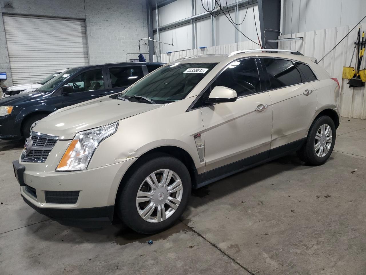 2011 Cadillac Srx Luxury Collection на продаже в Ham Lake, MN - All Over