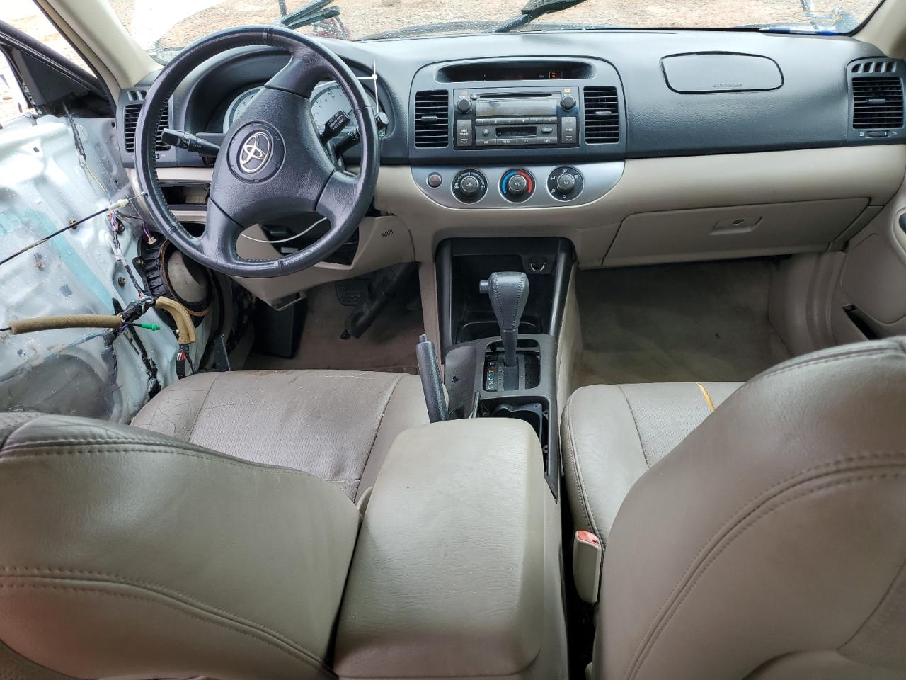 2004 Toyota Camry Le VIN: 4T1BE32K84U263437 Lot: 54679255