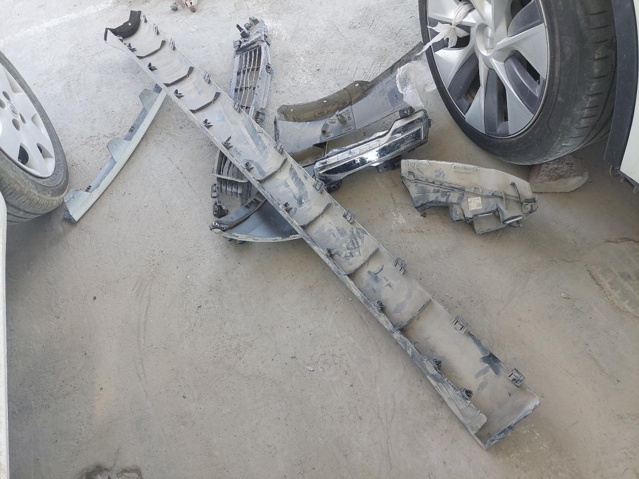 XP7YGCEK9RB327794 - 2024 Tesl Y - #undefined