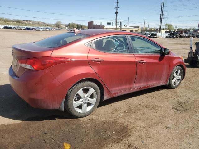  HYUNDAI ELANTRA 2013 Красный