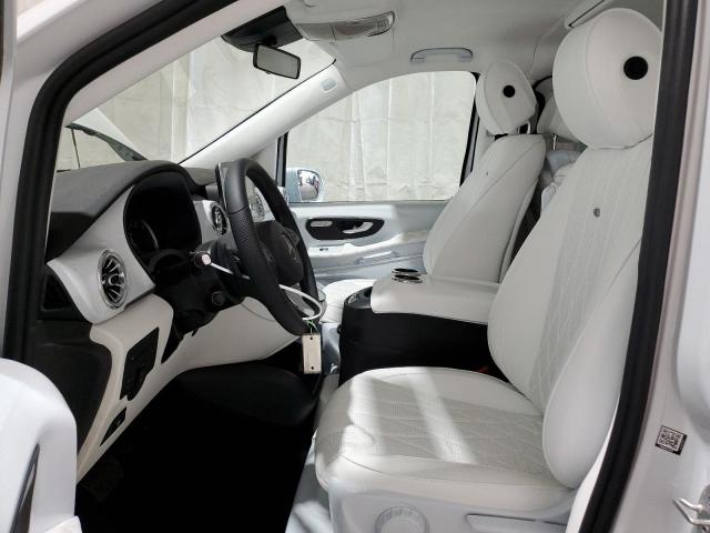  MERCEDES-BENZ METRIS 2023 Biały