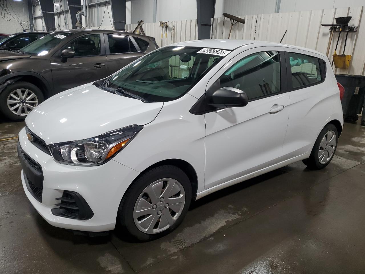2016 Chevrolet Spark Ls продається в Ham Lake, MN - Rear End