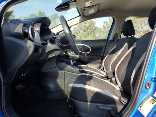  NISSAN VERSA 2021 Синій