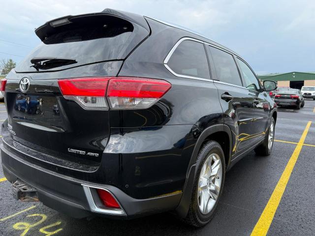  TOYOTA HIGHLANDER 2017 Чорний