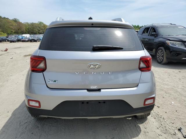  HYUNDAI VENUE 2024 Silver